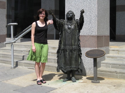 Erynn and Statue